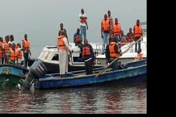 One drowns, 16 rescued in Lagos boat mishap